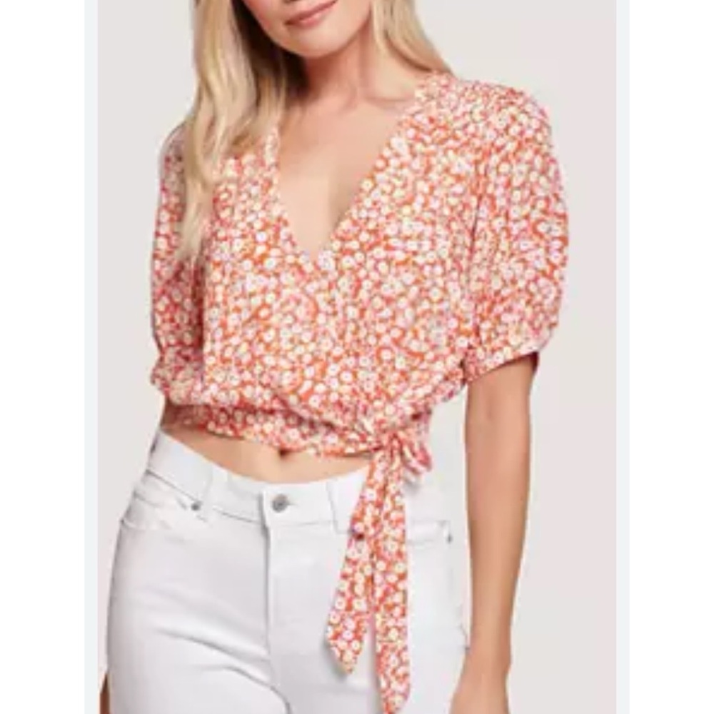 Lost + Wander‎ Pick Me At Hello Surplus Top Red White S $78